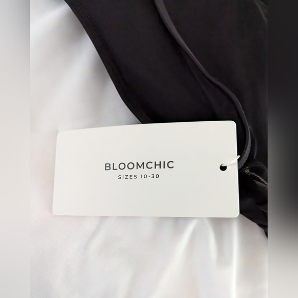 Women's plus size swim dress by Bloomchic, size 18-20. - Picture 4 of 9